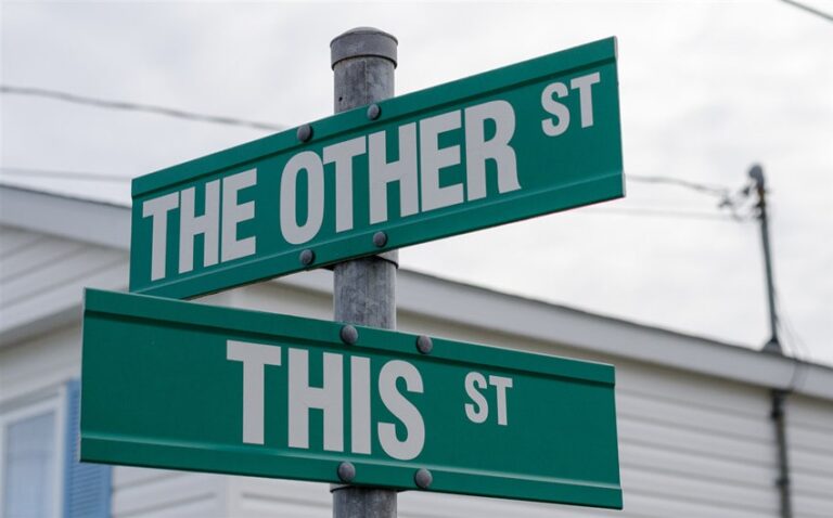 35 Funny Street Names That Actually Exist