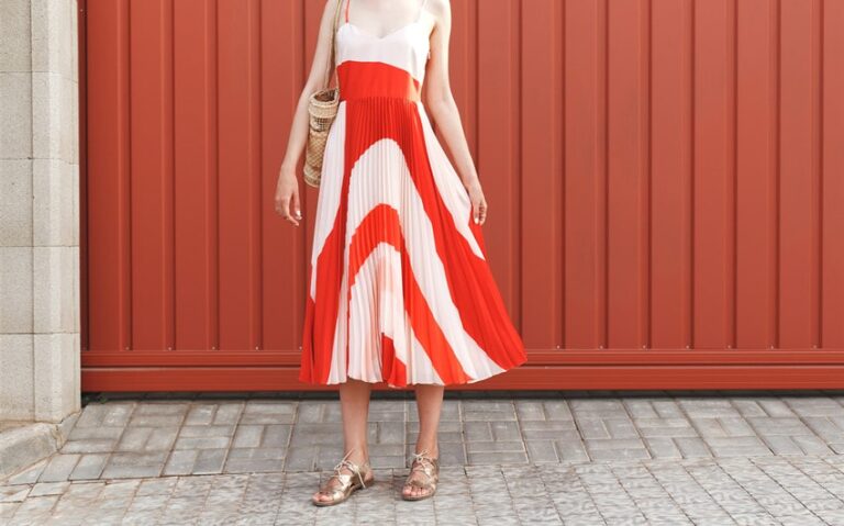 15 First Date Outfit Ideas for Women That Help You Feel Confident and Authentic